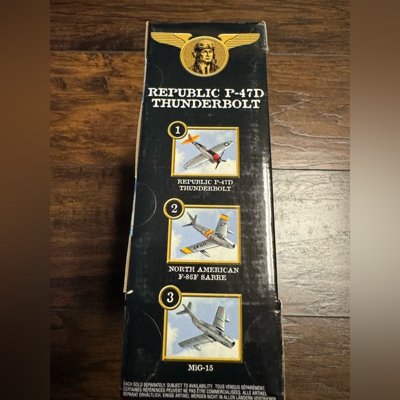 Vintage Matchbox Collectibles 1/72 Diecast P-47D Thunderbolt Investment Plane - Picture 8 of 8